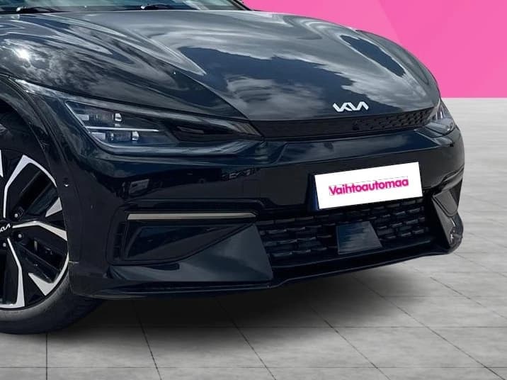 Dealer listing photo — the number plate replaced with a Vaihtoautomaa branded plate